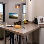 Calm - 1br - 1ba - - * Ambleside